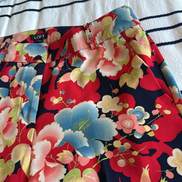 Ann Taylor loft floral wide leg crop pants - Picture 4 of 8
